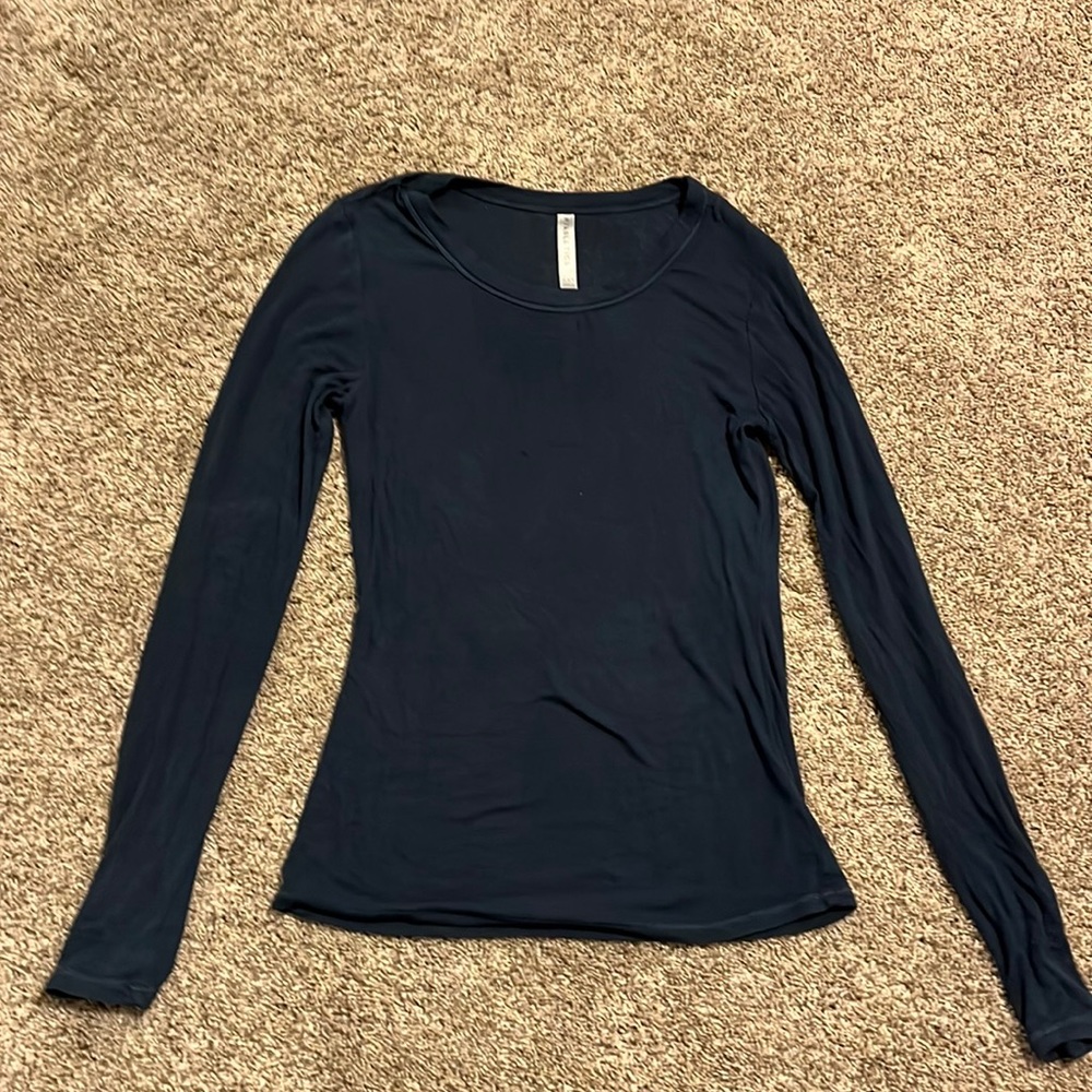 💙NAVY BLUE ATHLETIC SHIRT💙